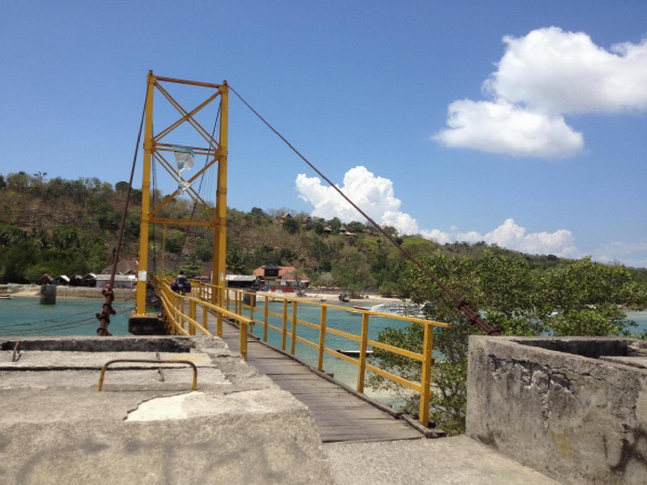 Ocean Hostel Ceningan Island エクステリア 写真
