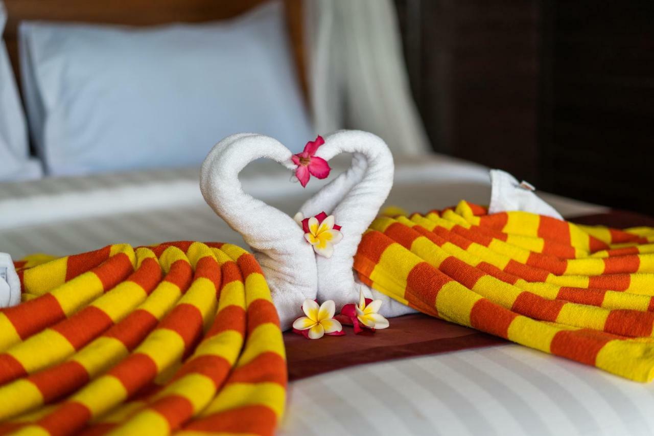 Ocean Hostel Ceningan Island エクステリア 写真
