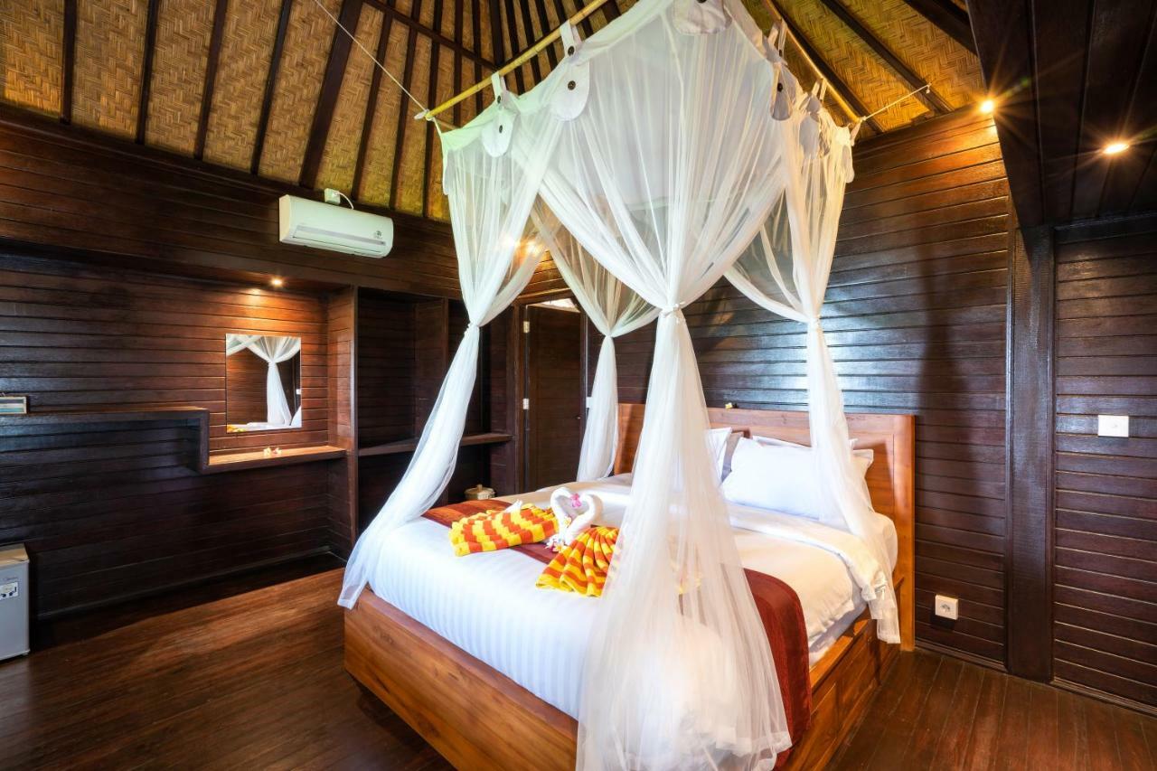 Ocean Hostel Ceningan Island エクステリア 写真