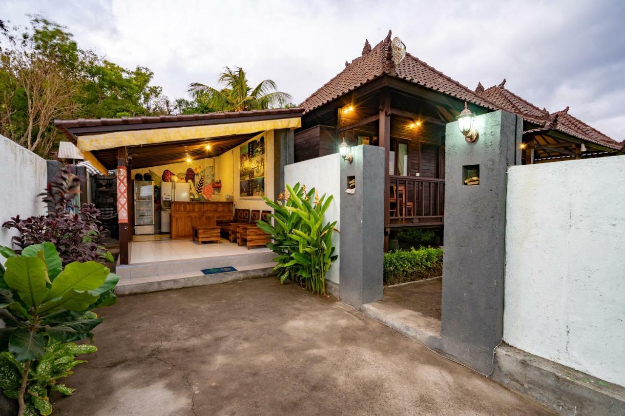Ocean Hostel Ceningan Island エクステリア 写真